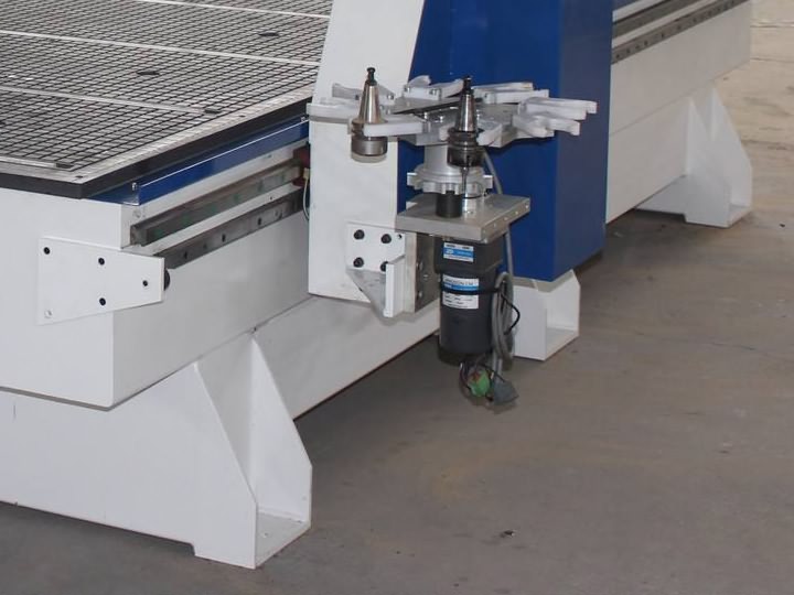 Automatic Tool Changer for 4 axis CNC wood router